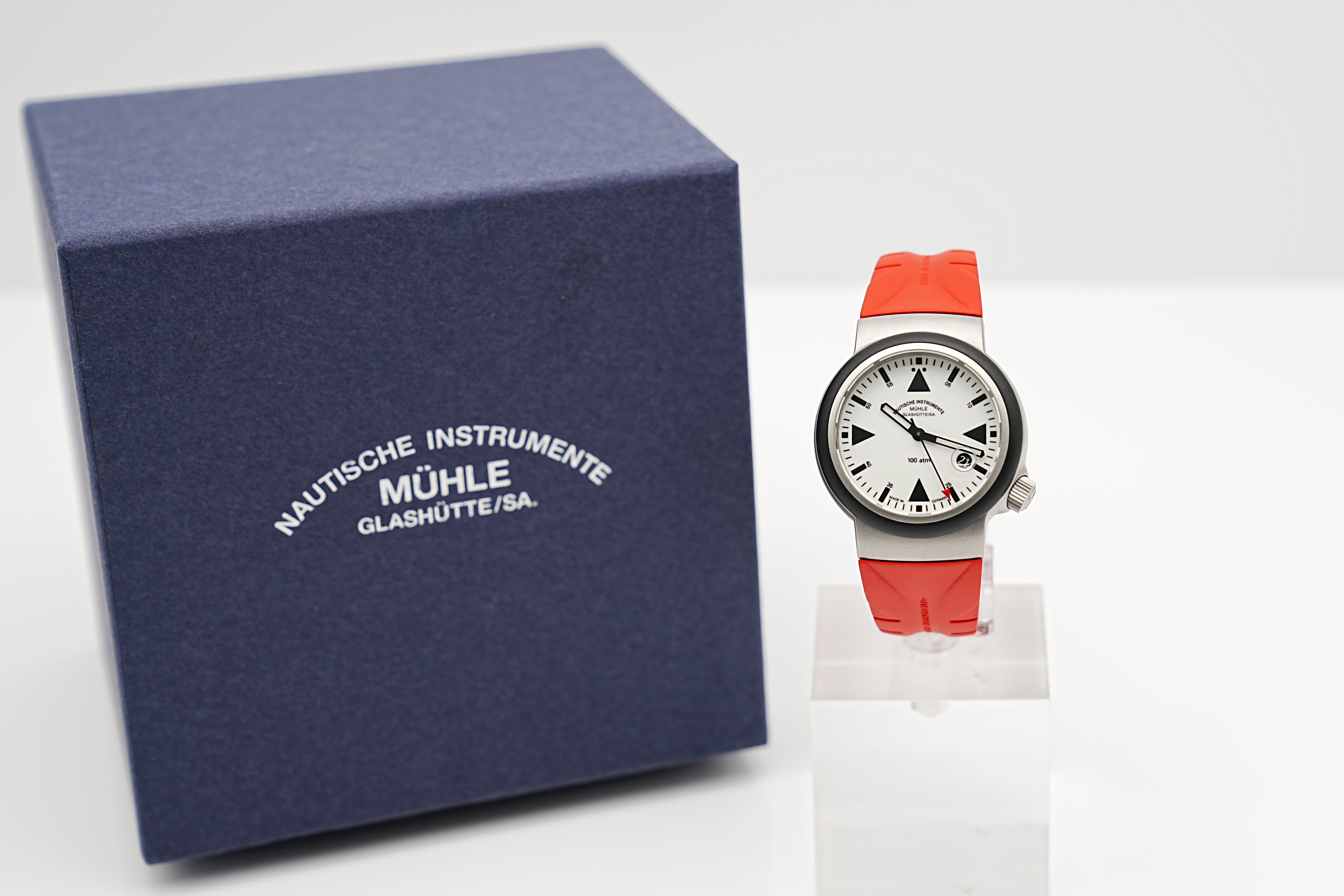 Mühle Glashütte  SAR Rescue-Timer Lumen M1-41-08-KB