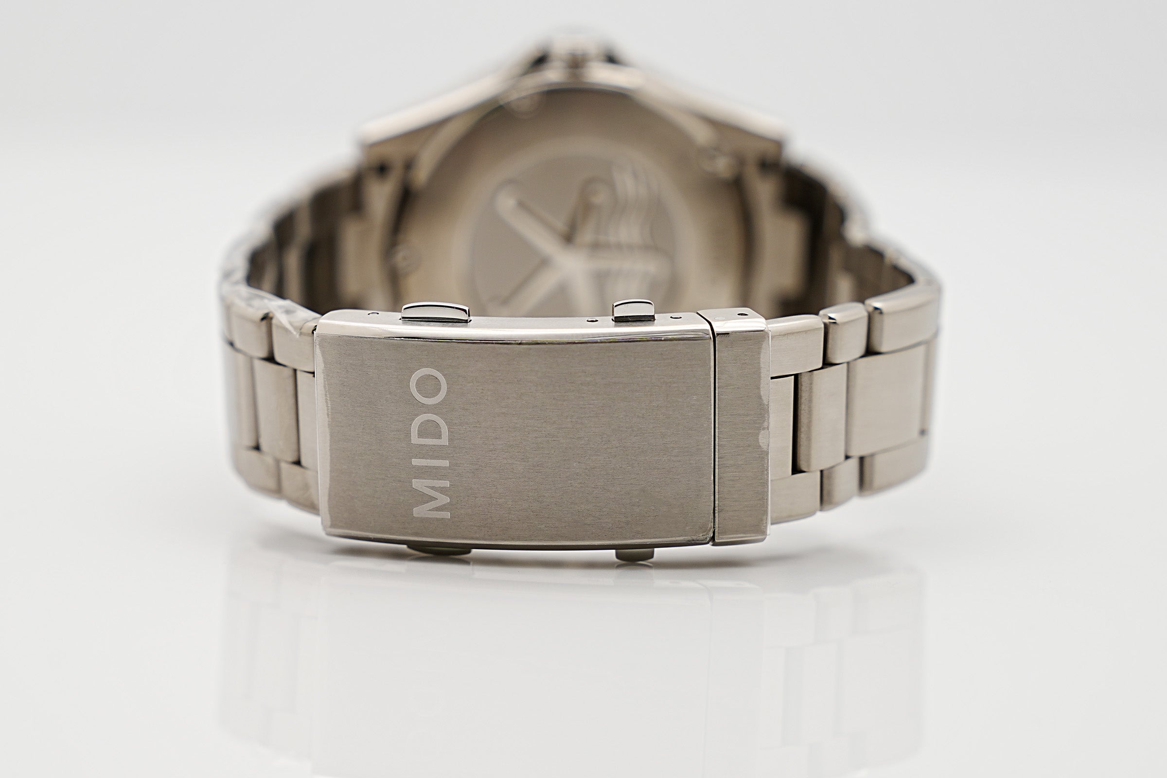 Mido Ocean Star 200C Titanium M042.430.44.051.00