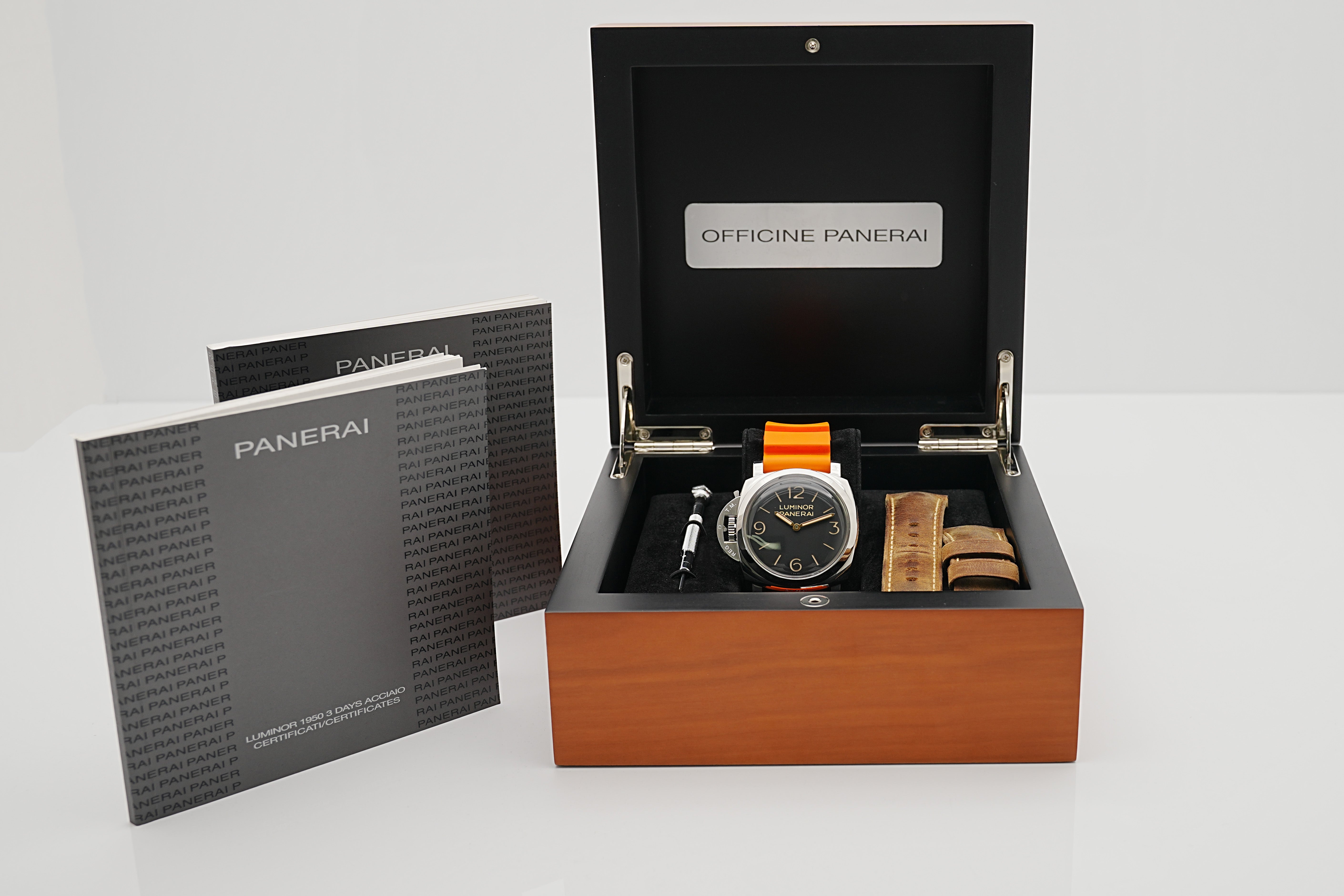 Panerai Luminor 1950 PAM00557