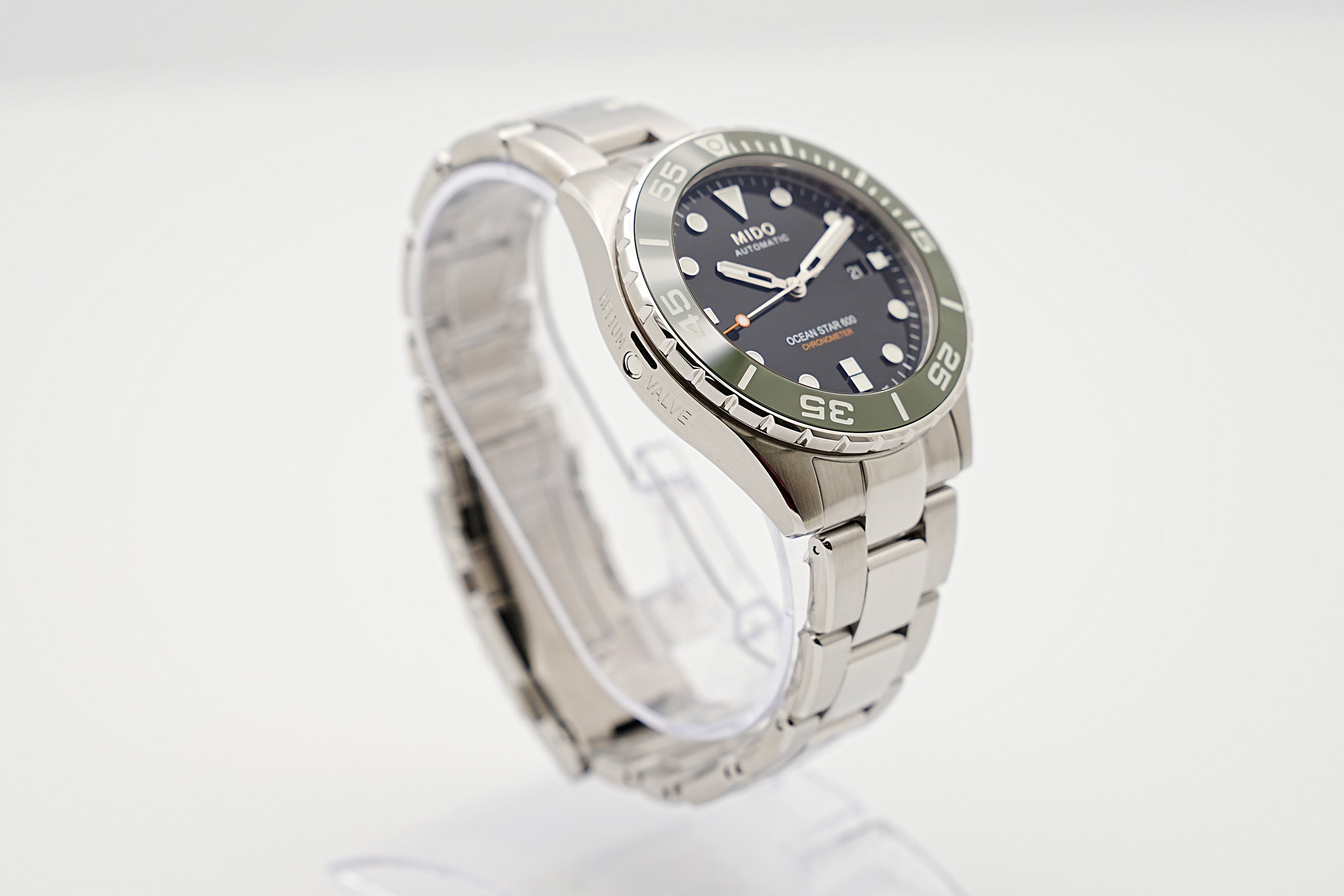 Mido Ocean Star 600 Chronometer M026.608.11.051.01