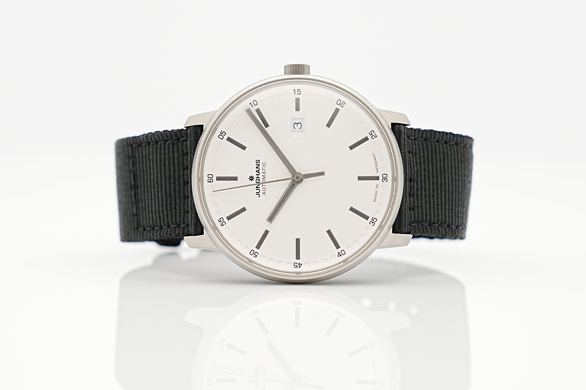 Junghans FORM A Titan 27/2000.00