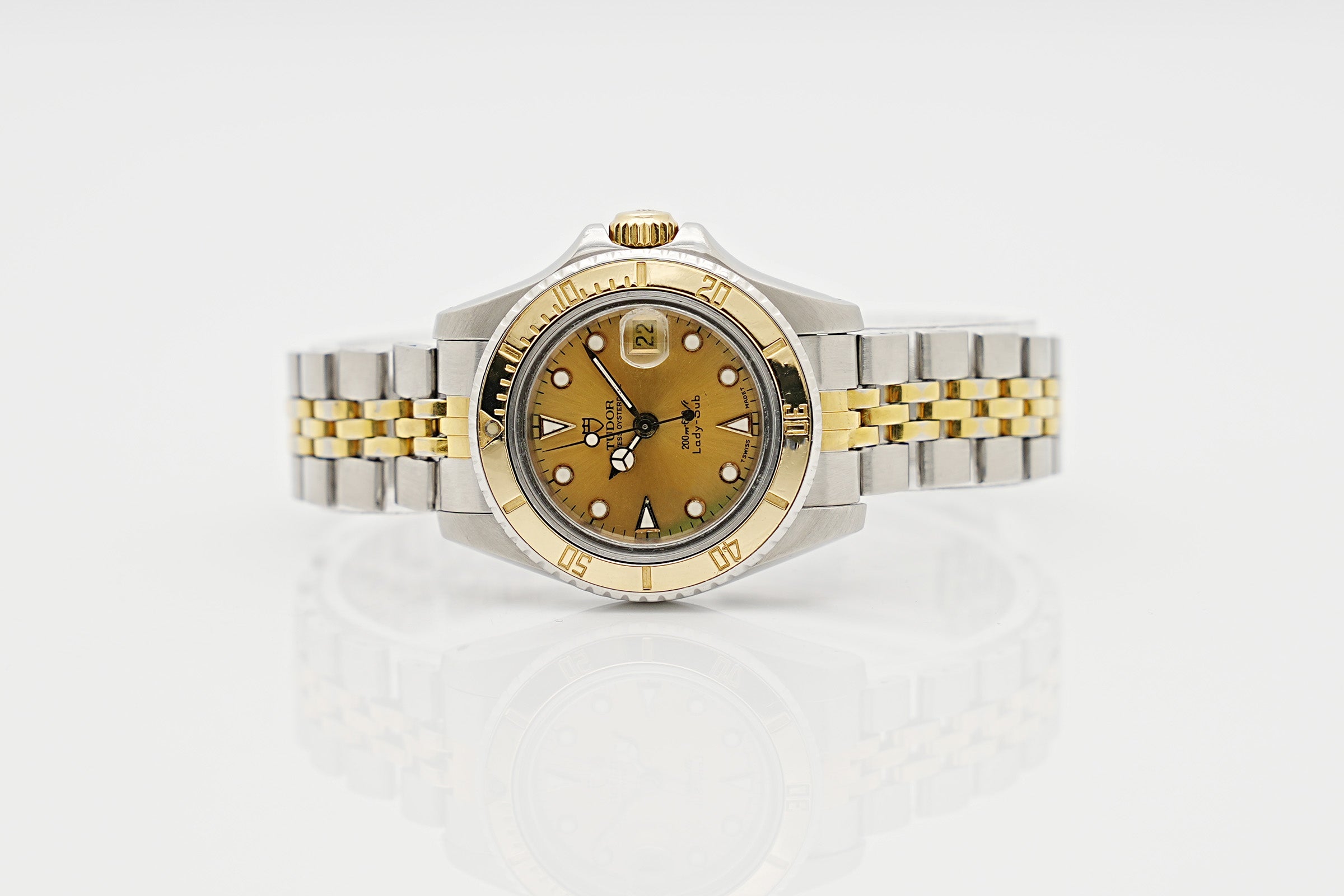 Tudor Lady Ref.96093