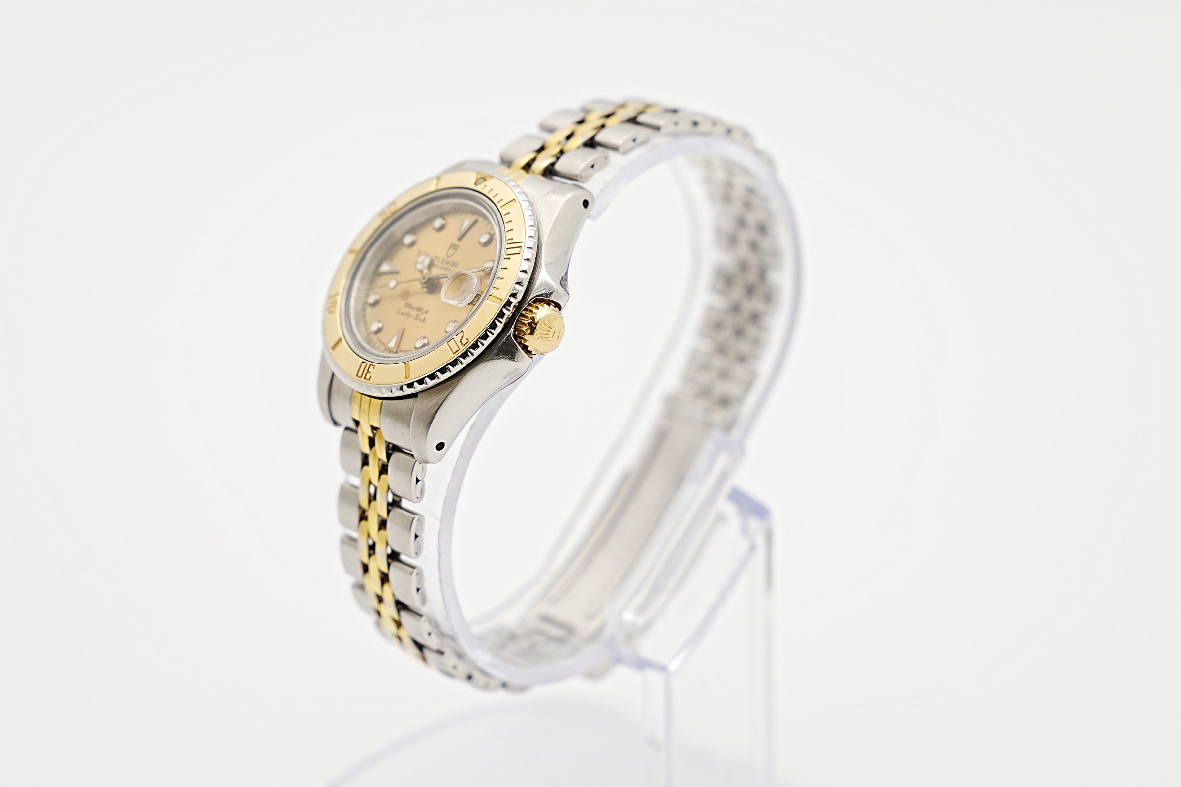 Tudor Lady Ref.96093