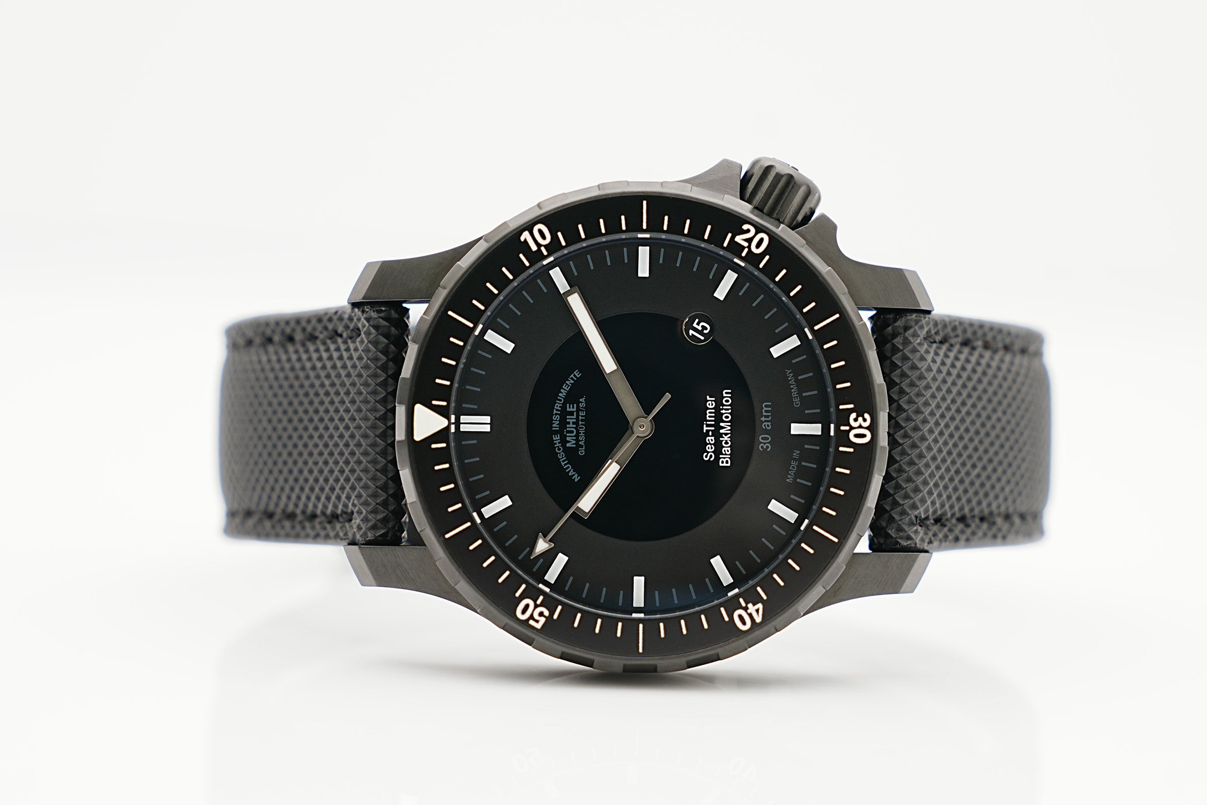 Mühle Glashütte Sea-Timer Blackmotion M1-41-83-CB